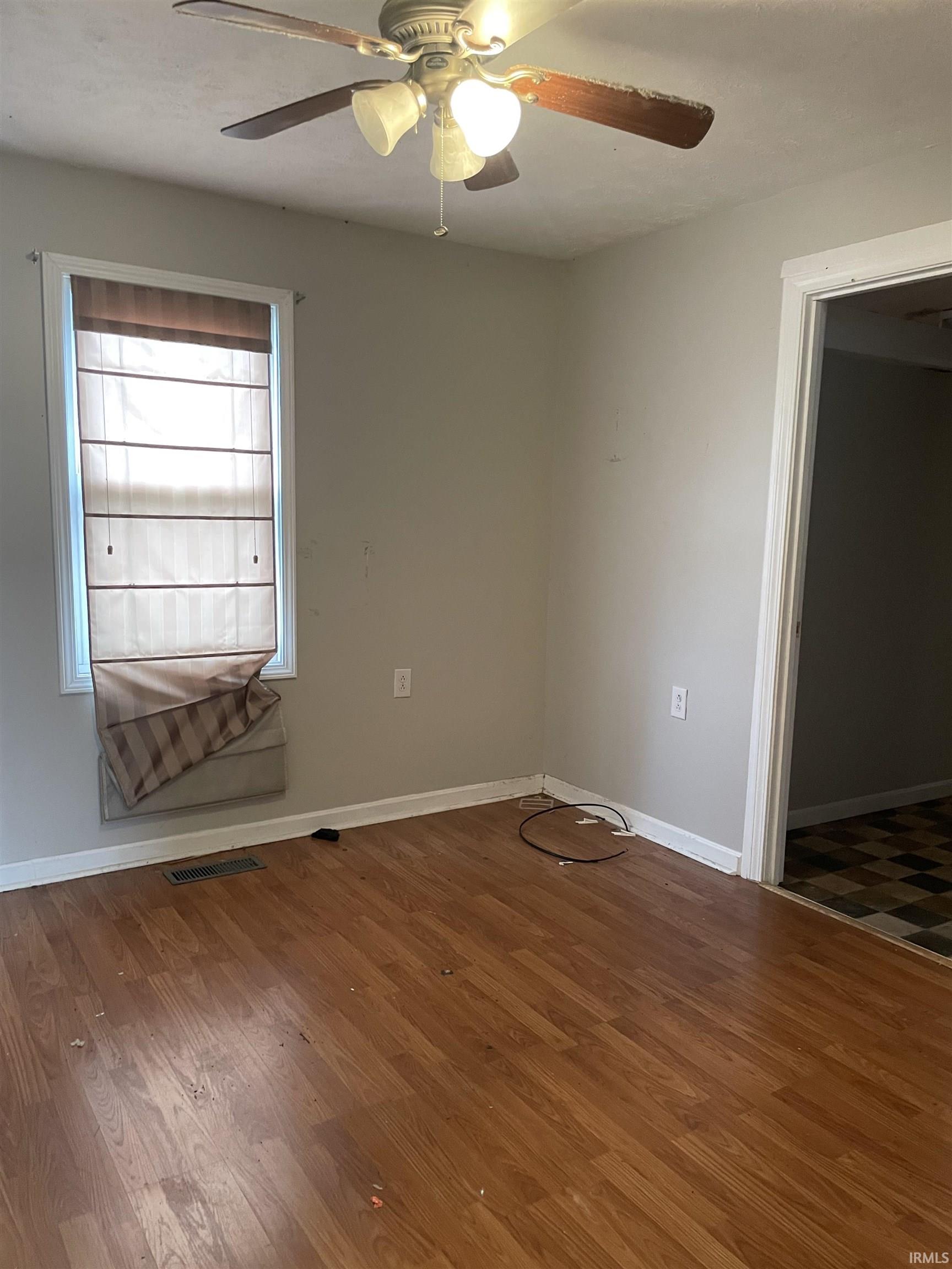 2115 Mackey Ferry Road Mount Vernon, IN 47620 - Photo 8 of 28 Gallery Image 8