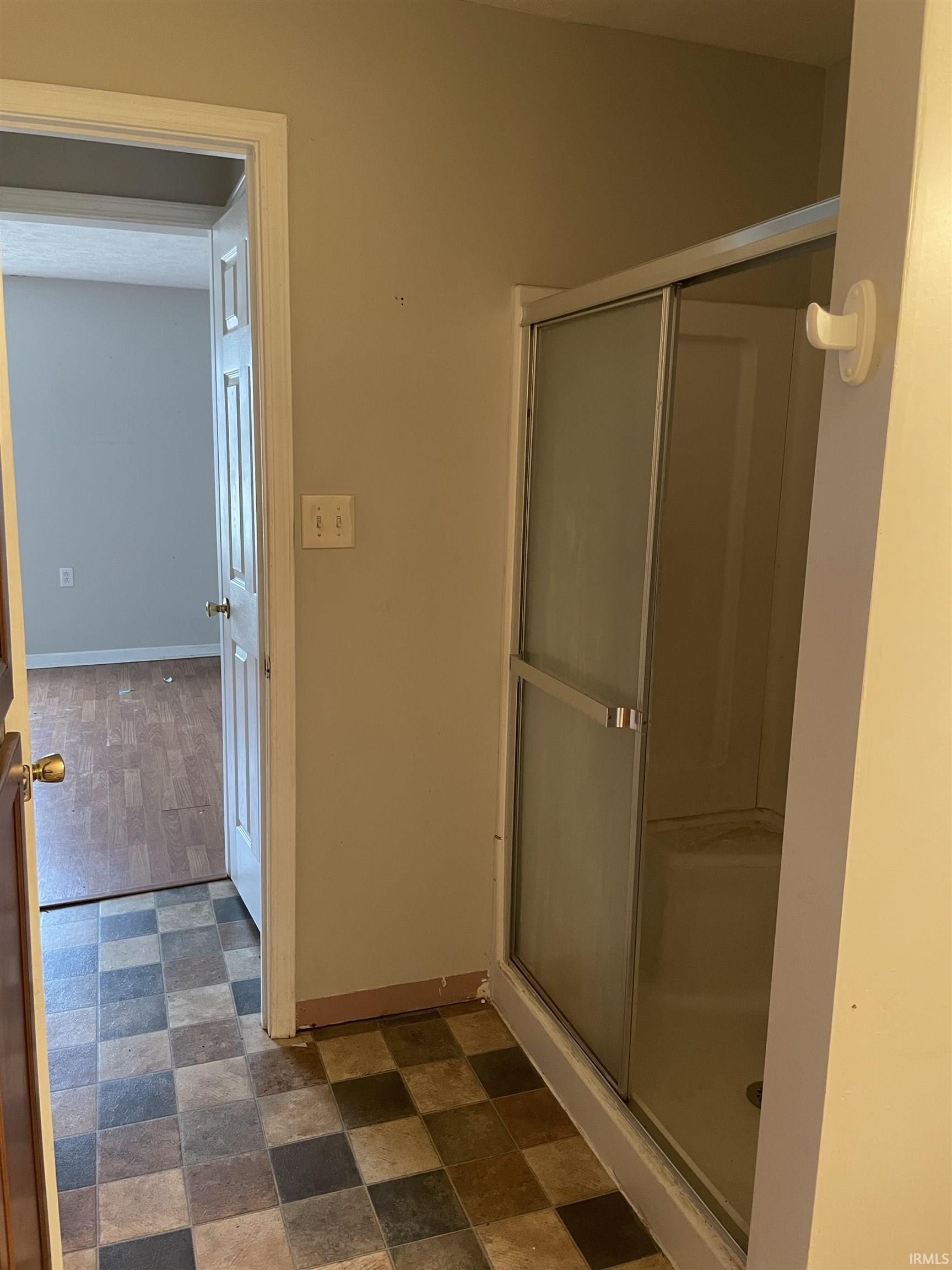 2115 Mackey Ferry Road Mount Vernon, IN 47620 - Photo 10 of 28 Gallery Image 10