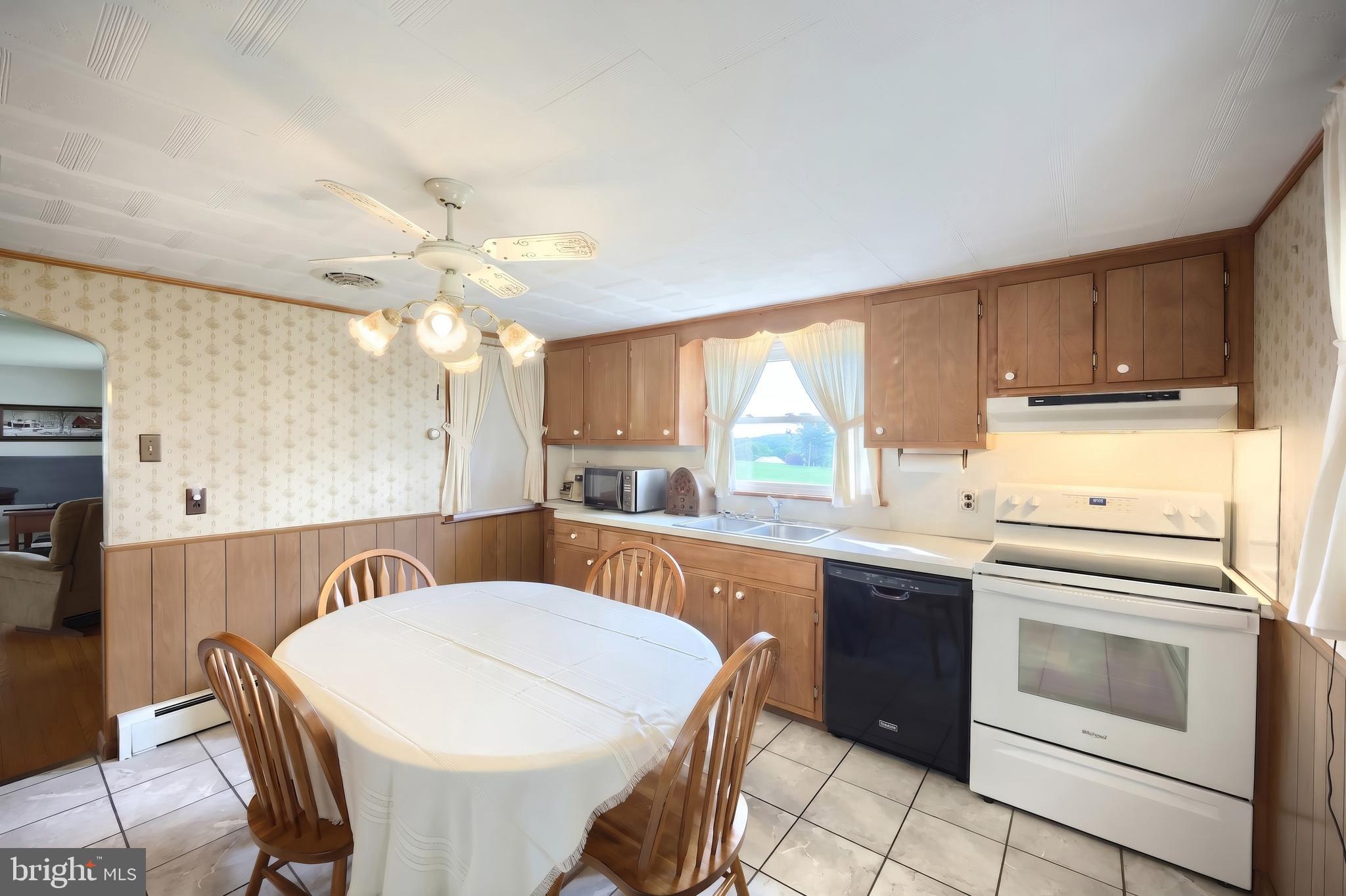 5026 Pigeon Hill Road Spring Grove, PA 17362 - Photo 8 of 49