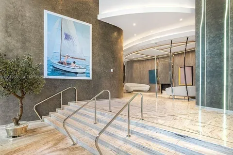 $2,790,000 | 1000 Brickell Plaza, Unit 2402, Miami, FL 33131