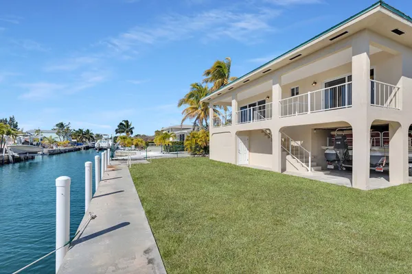 a view of a house with roof deck