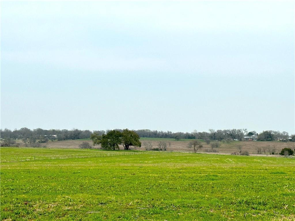 Sunset Ranch Tract 12 Cr 356 Road Gatesville, TX 76528 - Photo 3 of 11 a view of an ocean from a city