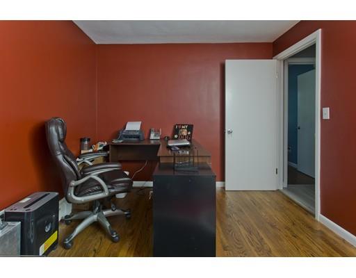 90 Ogden Street Springfield, MA 01151 - Photo 12 of 24 Gallery Image 12