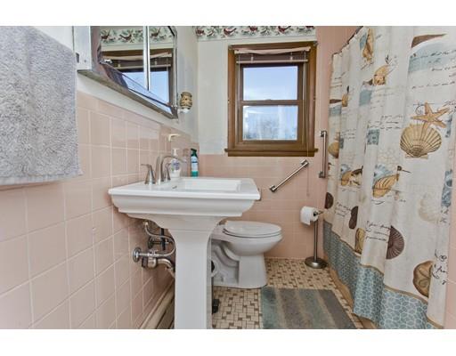 90 Ogden Street Springfield, MA 01151 - Photo 15 of 24 Gallery Image 15