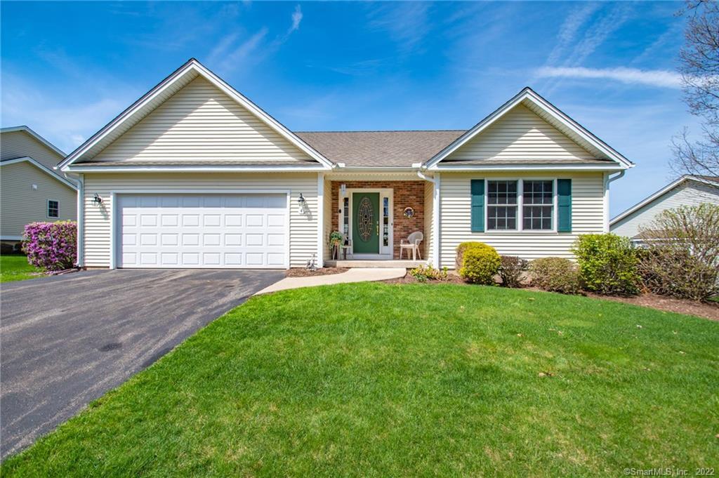 4 Shepard Lane, Unit 4 Enfield, CT 06082 - Photo 1 of 1