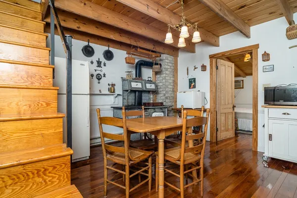 $799,900 | 187 Houff Road, Weyers Cave, VA 24486