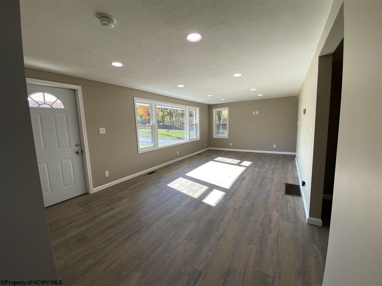 895 Fairchance Road Morgantown, WV 26508 - Photo 10 of 30 Gallery Image 10