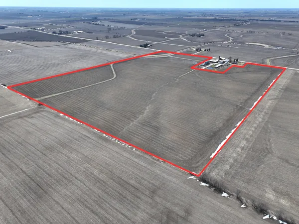 a view of outdoor space