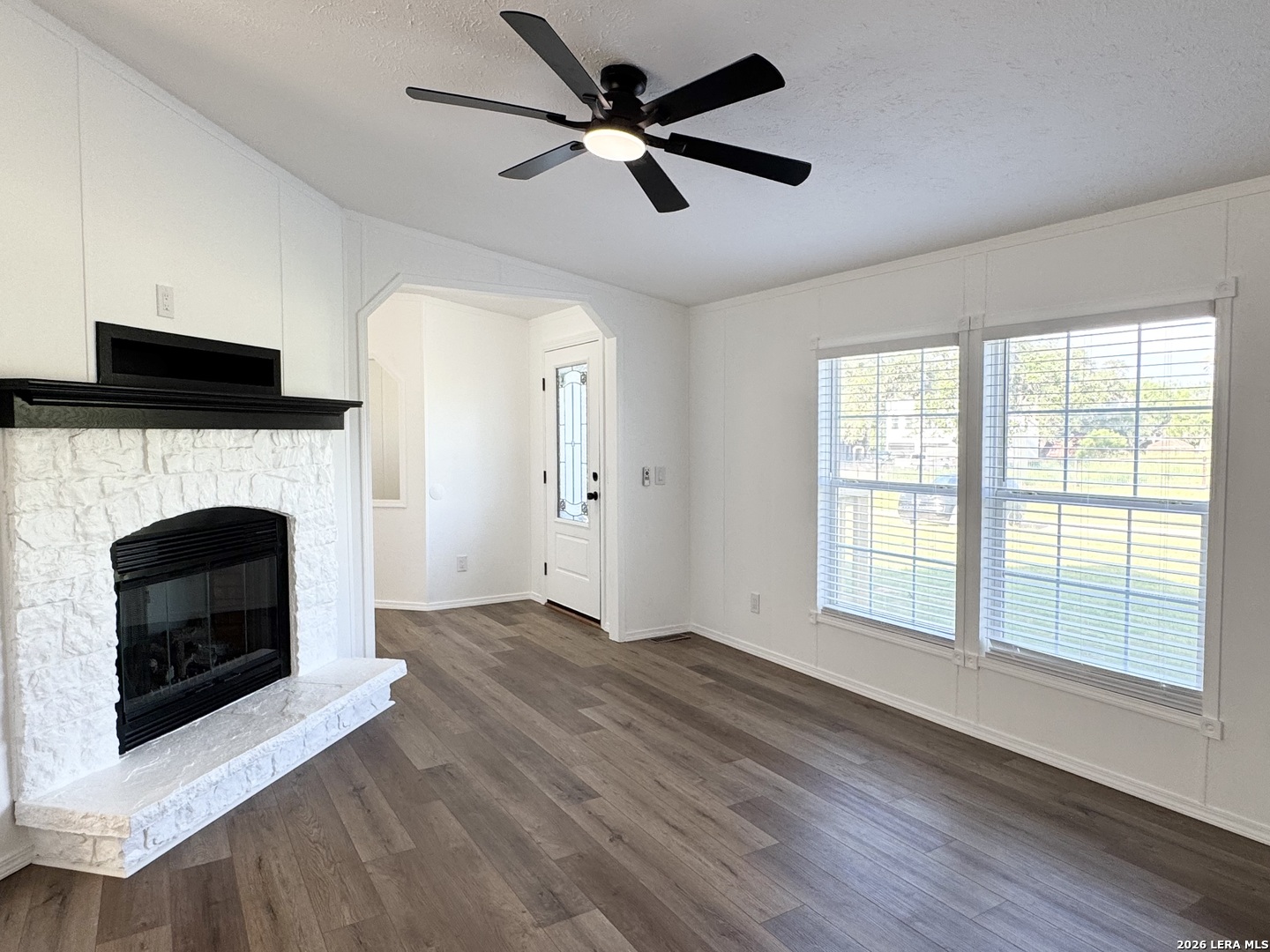 480 Brooks Lane Poteet, TX 78065 - Photo 8 of 38