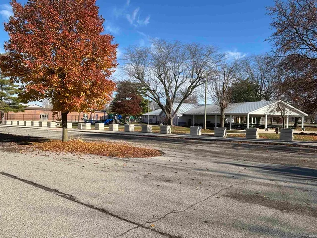 $139,900 | 422 Monroe Street, Monroeville, IN 46773