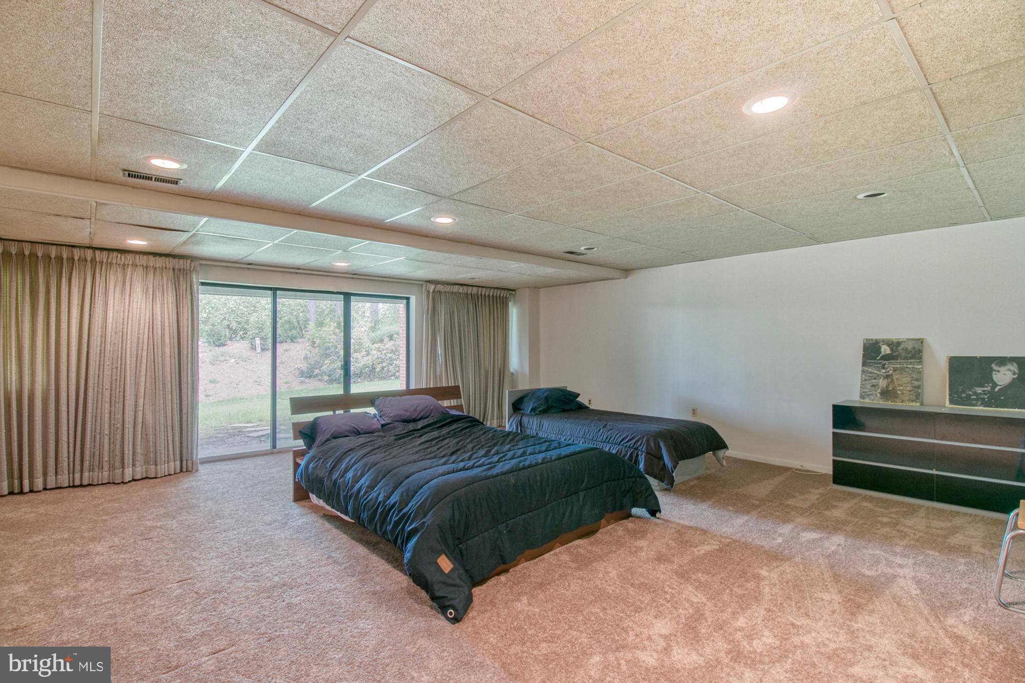 508 Old Crossing Drive Baltimore, MD 21208 - Photo 37 of 47 Large family room in lower level with walk-out