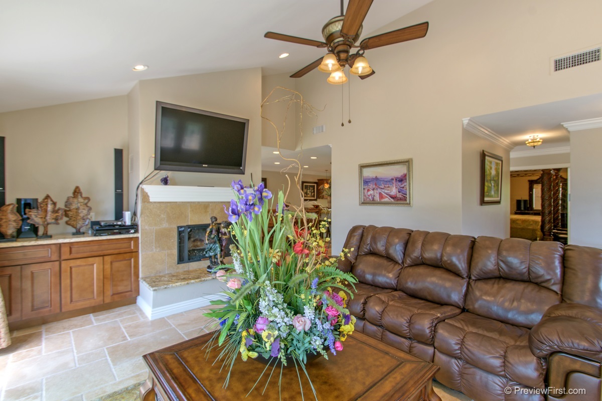 1748 Avocado Road Oceanside, CA 92054 - Photo 5 of 23