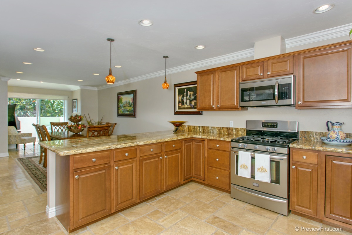1748 Avocado Road Oceanside, CA 92054 - Photo 8 of 23
