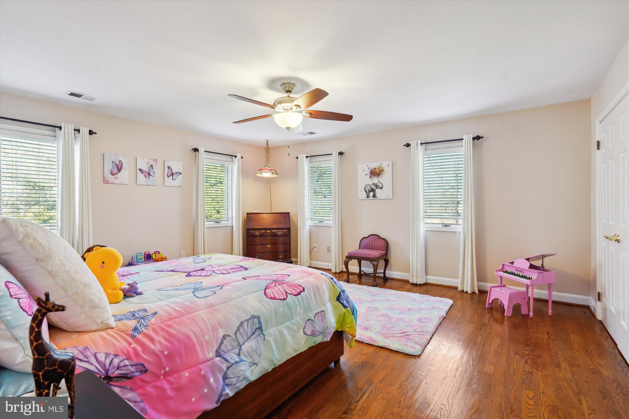 1071 Spring Hill Road McLean, VA 22102 - Photo 27 of 65 Bedroom #2