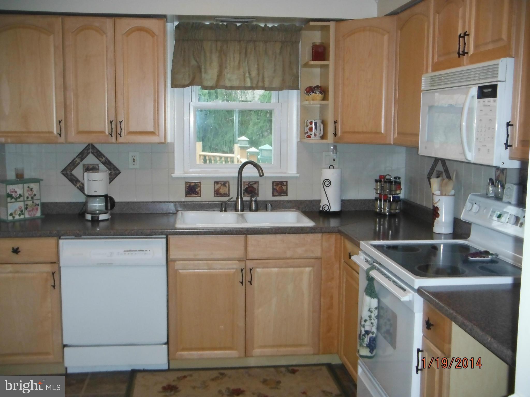 9903 Maidbrook Road Baltimore, MD 21234 - Photo 12 of 30 Gorgeous Kitchen w/Upgraded Cabinetry