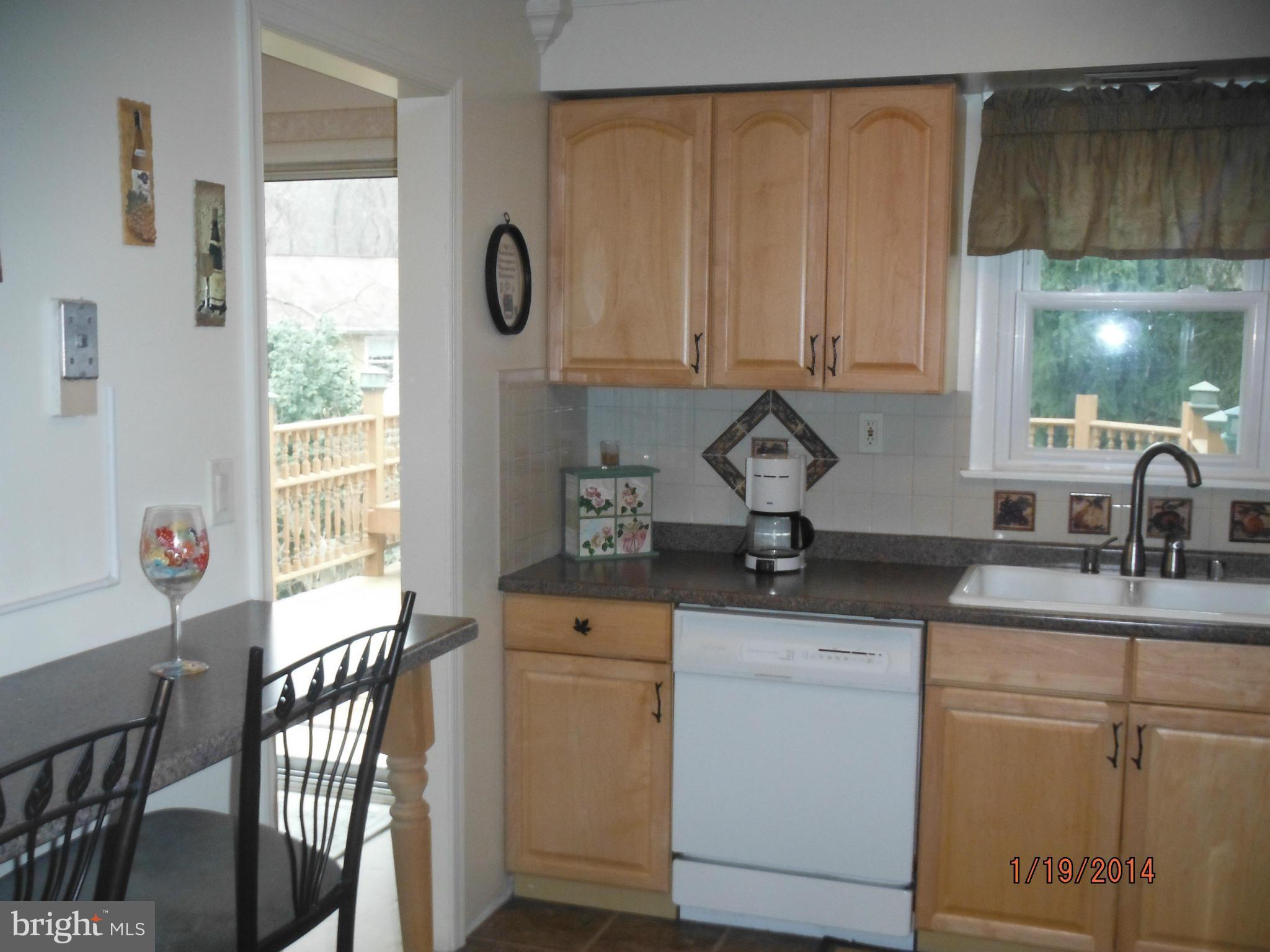9903 Maidbrook Road Baltimore, MD 21234 - Photo 13 of 30 Kitchen
