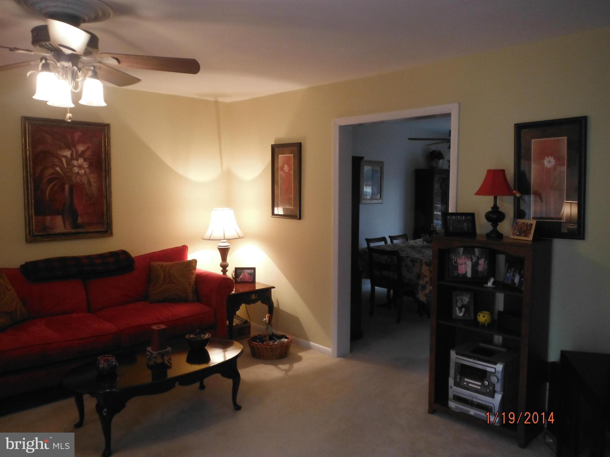 9903 Maidbrook Road Baltimore, MD 21234 - Photo 7 of 30 Living Room