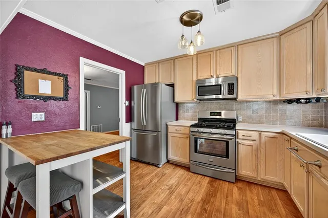 $185,000 | 517 West Bullock Street, Denison, TX 75020