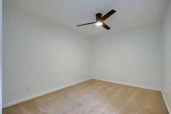 $2,500 | 319 Stoneledge Drive, Irving, TX 75063