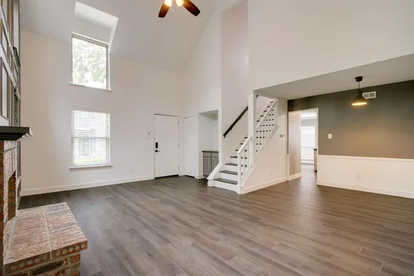 $2,500 | 319 Stoneledge Drive, Irving, TX 75063