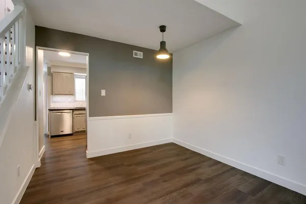 $2,500 | 319 Stoneledge Drive, Irving, TX 75063