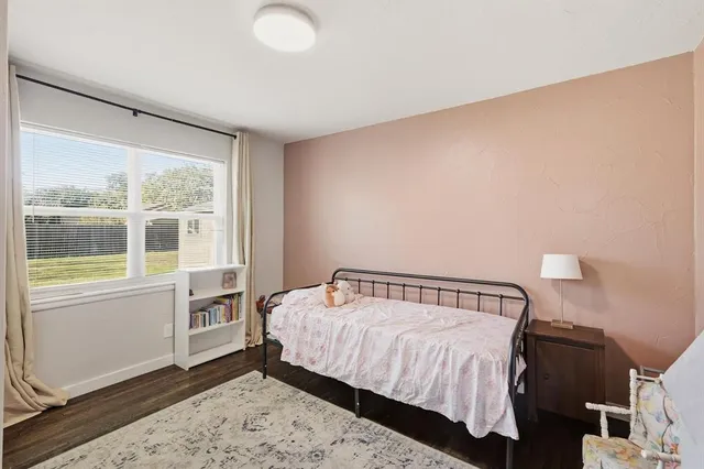 $259,900 | 3513 Bewley Street, North Richland Hills, TX 76117