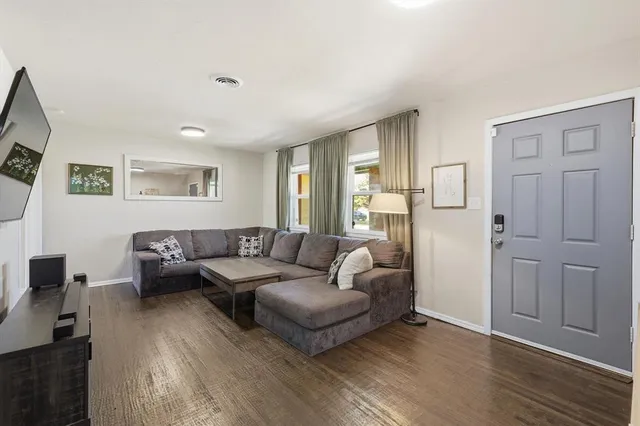 $259,900 | 3513 Bewley Street, North Richland Hills, TX 76117