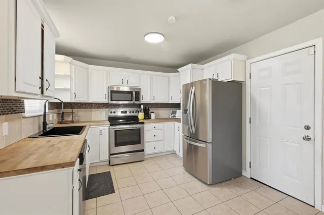 $259,900 | 3513 Bewley Street, North Richland Hills, TX 76117