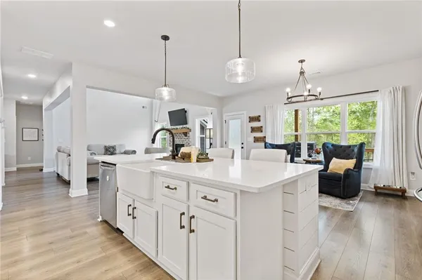 $575,000 | 161 Mallard Creek Way, Bethlehem, GA 30620