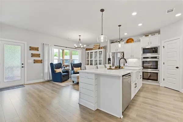 $575,000 | 161 Mallard Creek Way, Bethlehem, GA 30620