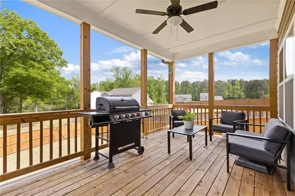 $575,000 | 161 Mallard Creek Way, Bethlehem, GA 30620