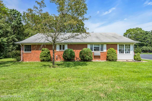 $164,000 | 614 A Willow Lane, Unit A, Whiting, NJ 08759