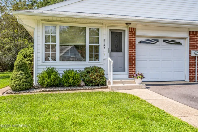 $164,000 | 614 A Willow Lane, Unit A, Whiting, NJ 08759