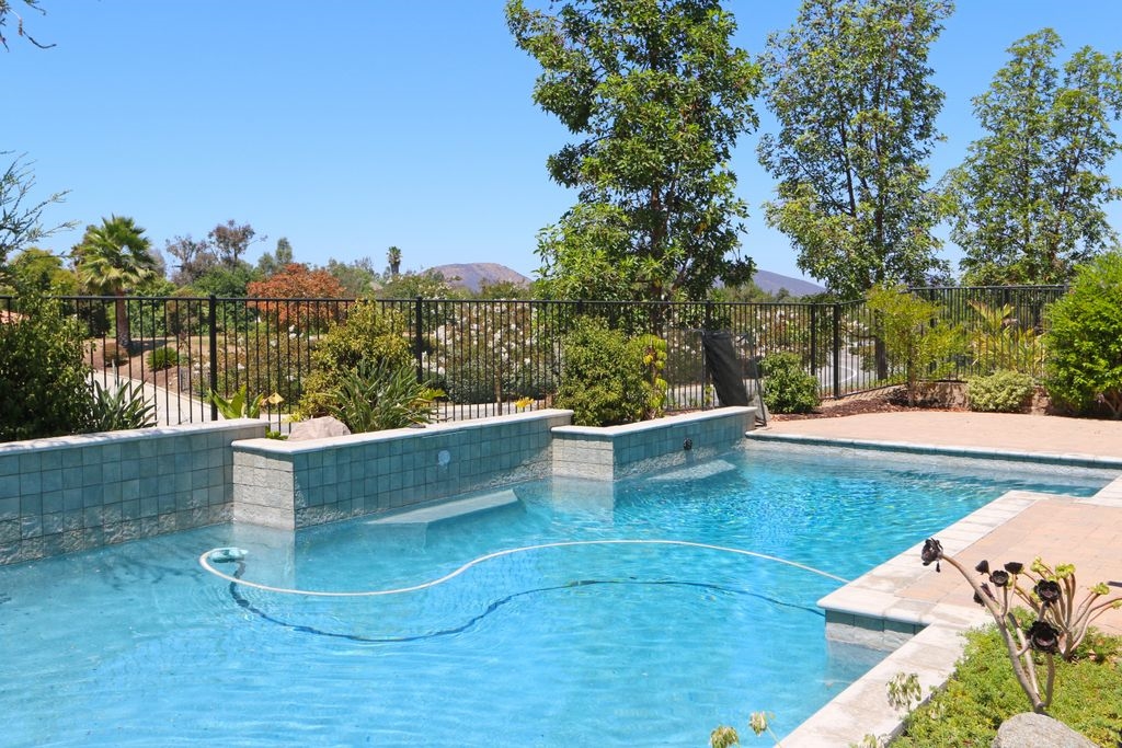 396 Edgewater Drive San Marcos, CA 92078 - Photo 22 of 25