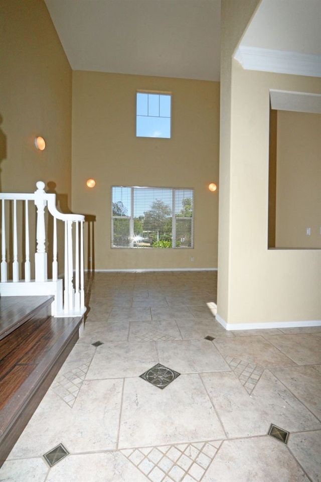 396 Edgewater Drive San Marcos, CA 92078 - Photo 4 of 25