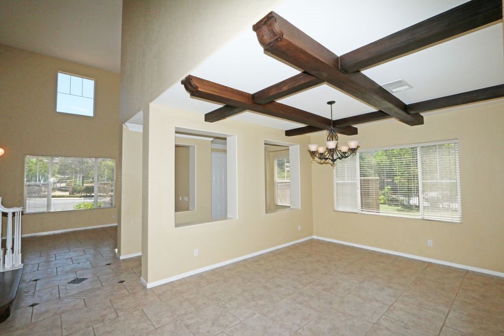 396 Edgewater Drive San Marcos, CA 92078 - Photo 6 of 25