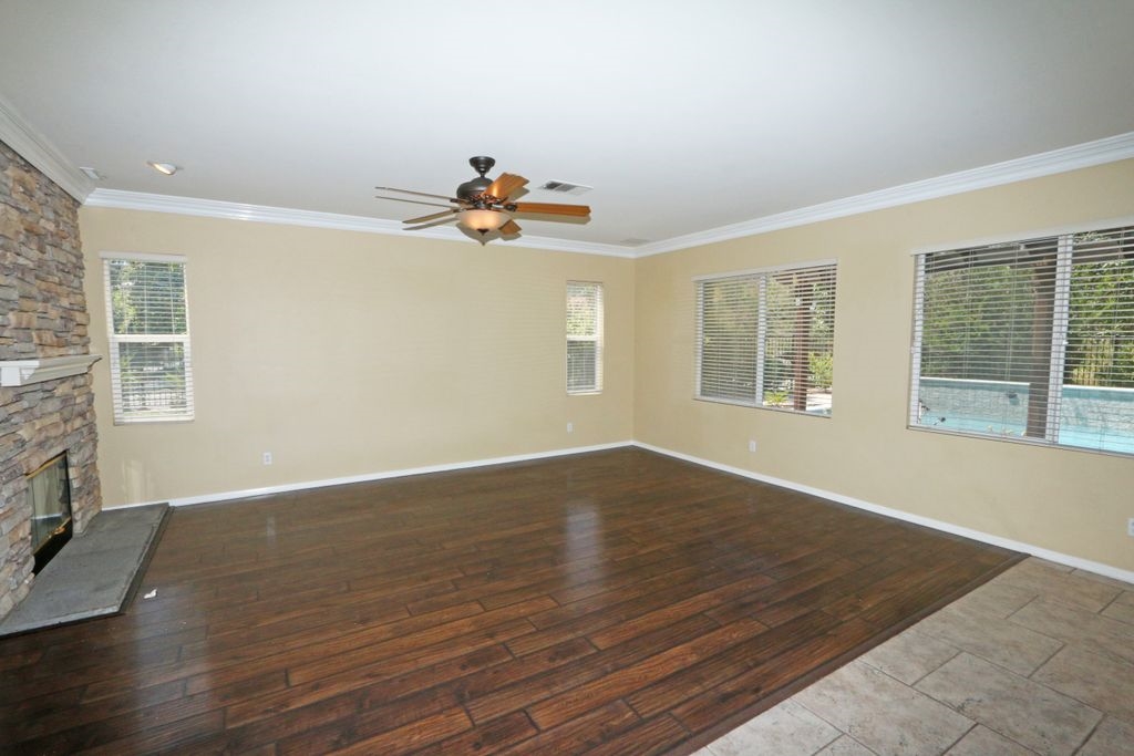 396 Edgewater Drive San Marcos, CA 92078 - Photo 8 of 25