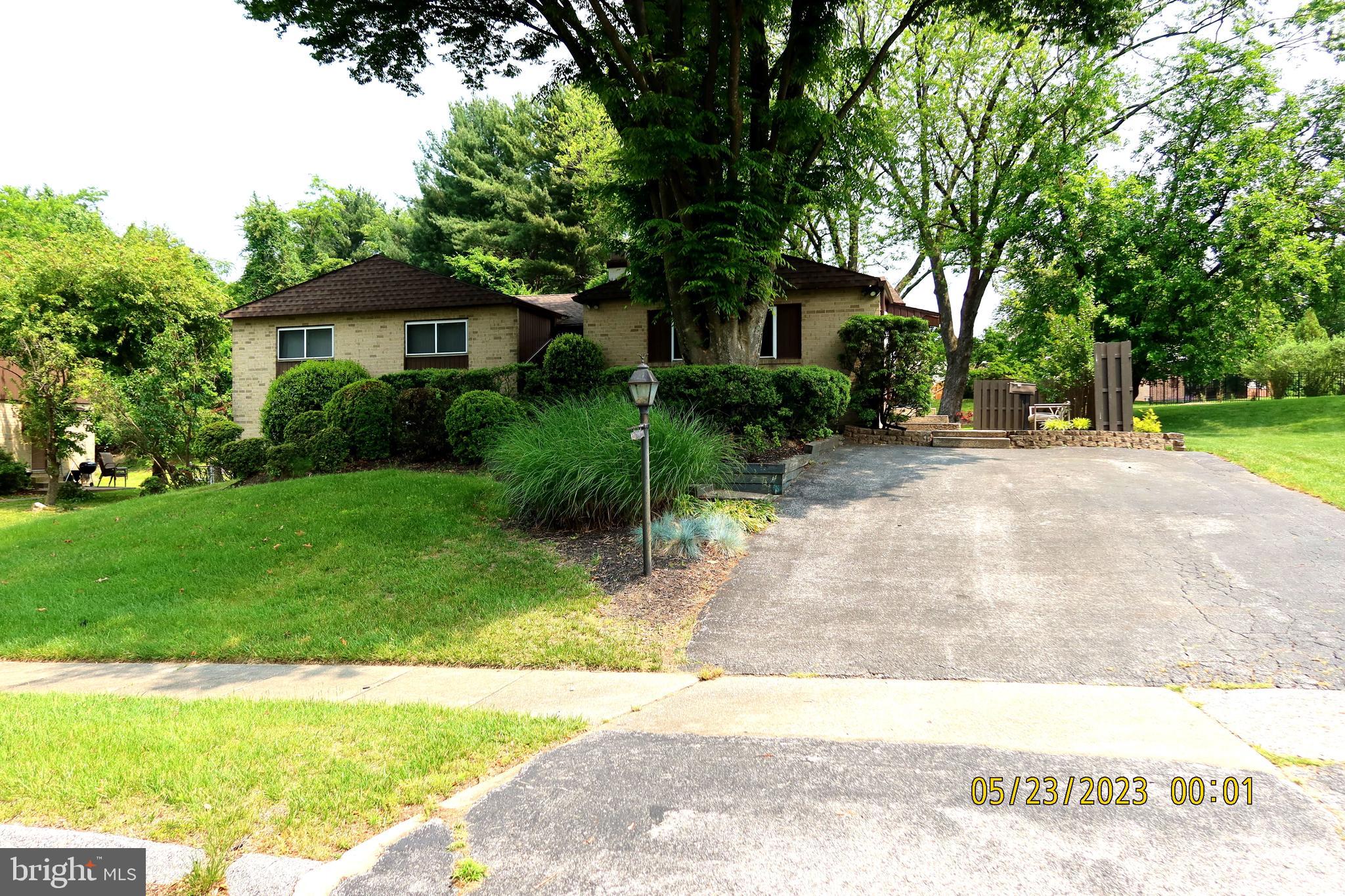 2202 Oxeye Road Baltimore, MD 21209 - Photo 2 of 51 Exterior Front