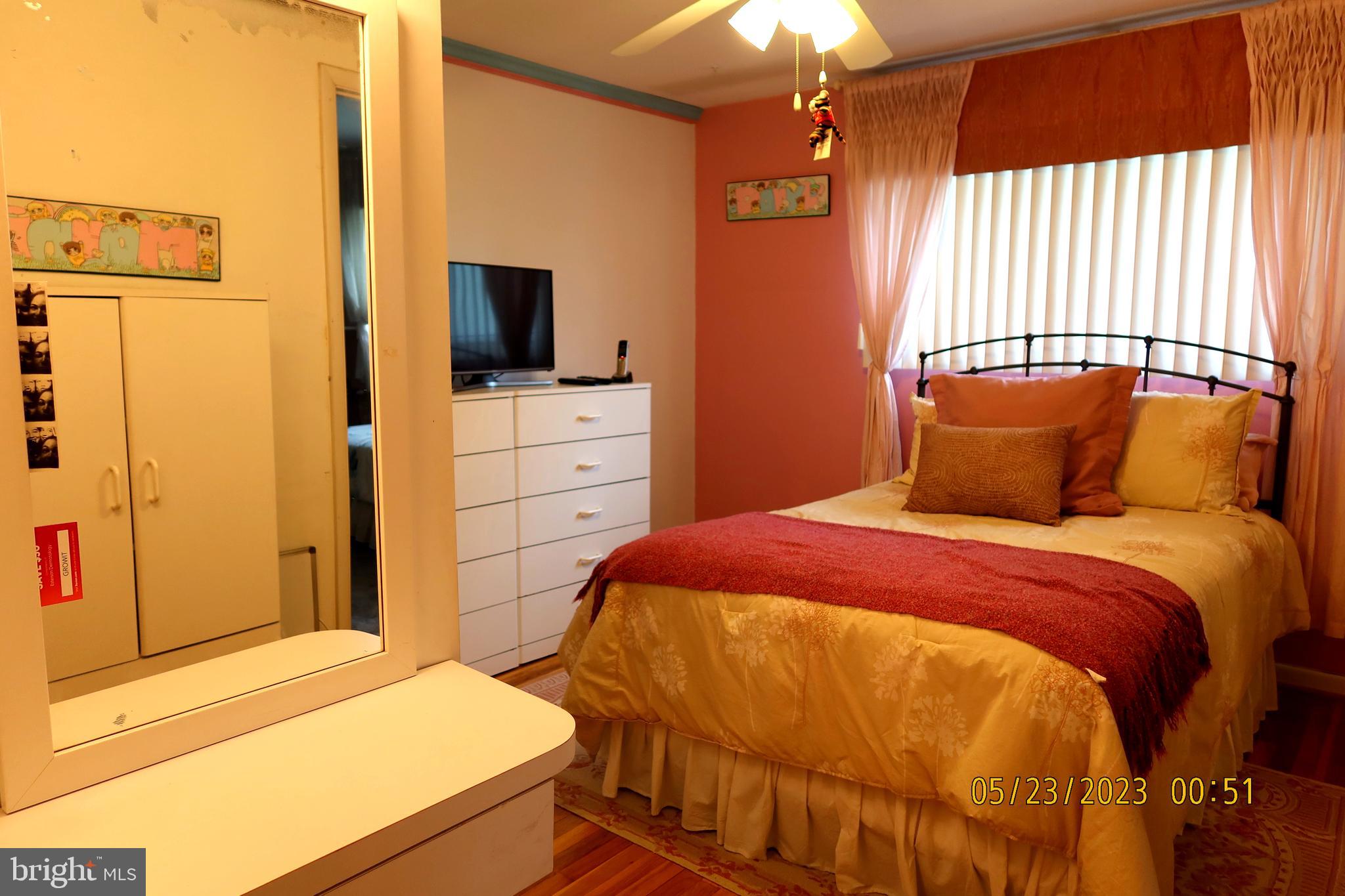 2202 Oxeye Road Baltimore, MD 21209 - Photo 32 of 51 Bedroom Main Floor