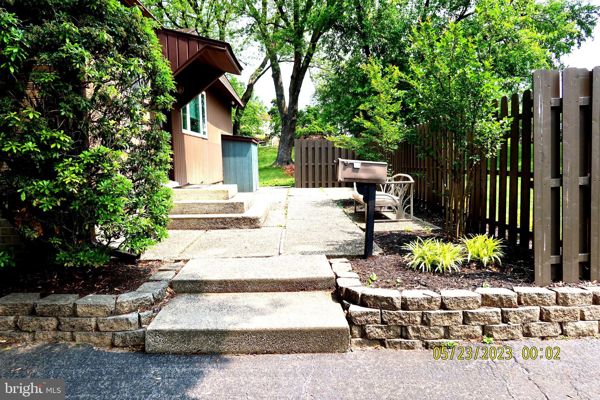 2202 Oxeye Road Baltimore, MD 21209 - Photo 45 of 51 Side exterior