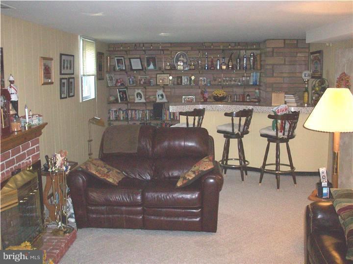 9262 Darlington Road Philadelphia, PA 19115 - Photo 16 of 20 Gallery Image 16