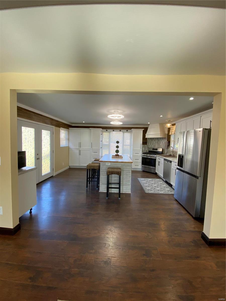 314 Maple Street Shiloh, IL 62269 - Photo 4 of 41 Gallery Image 4