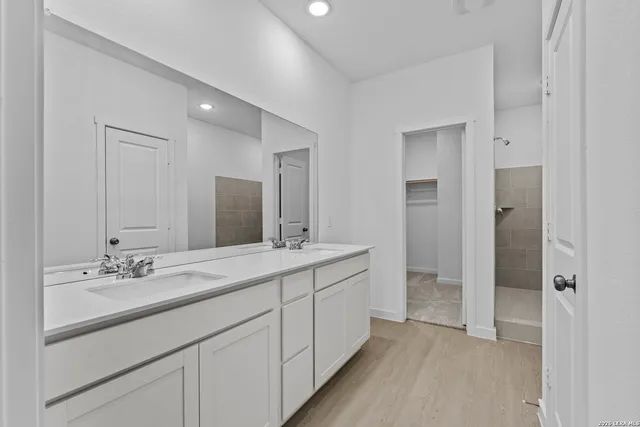 $290,000 | 2299 Fort Davis Pass, Marion, TX 78124