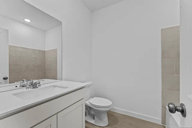 $290,000 | 2299 Fort Davis Pass, Marion, TX 78124