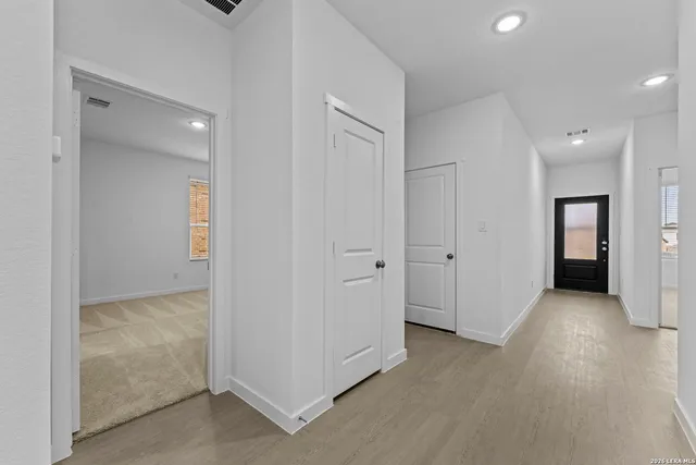 $290,000 | 2299 Fort Davis Pass, Marion, TX 78124