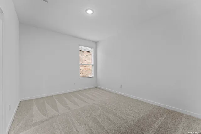 $290,000 | 2299 Fort Davis Pass, Marion, TX 78124