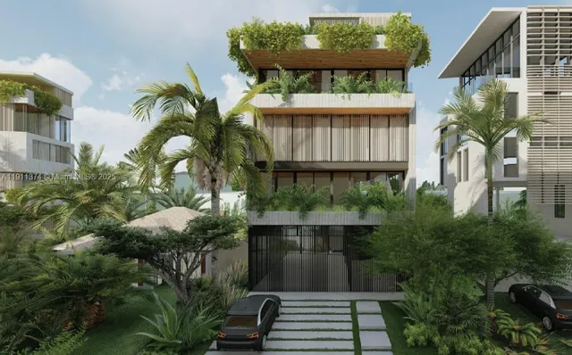 a view of a entrance gate of the house