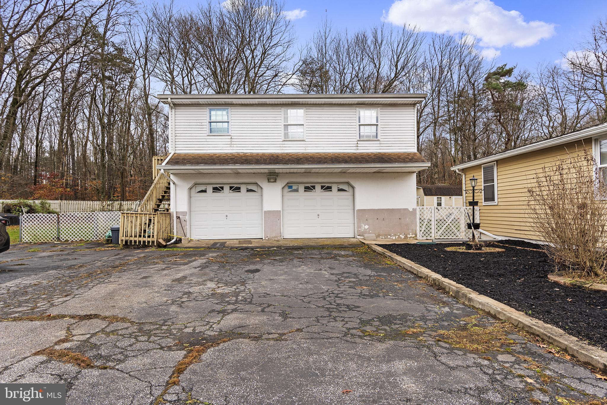 600 Red Hill Road Elkton, MD 21921 - Photo 4 of 28 Garage Front