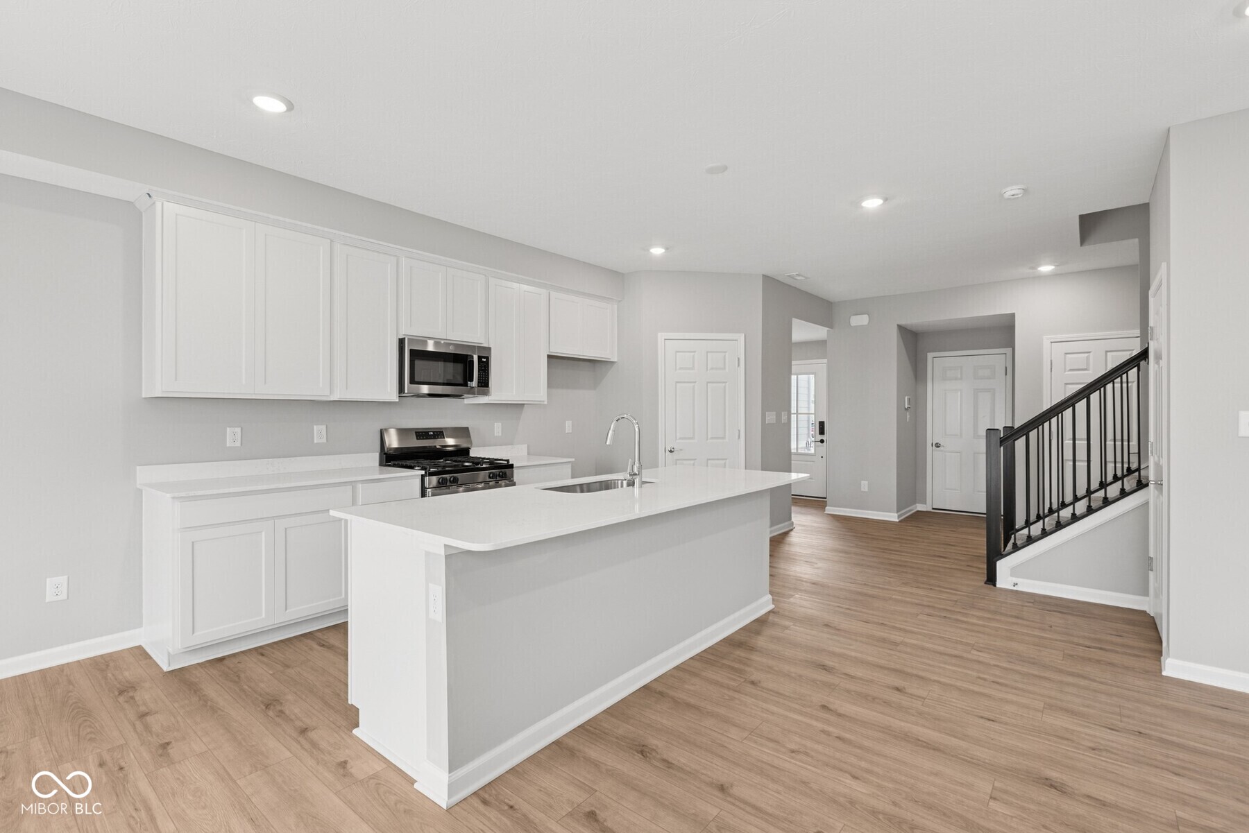 12643 Morning Rdg Way Noblesville, IN 46060 - Photo 4 of 19