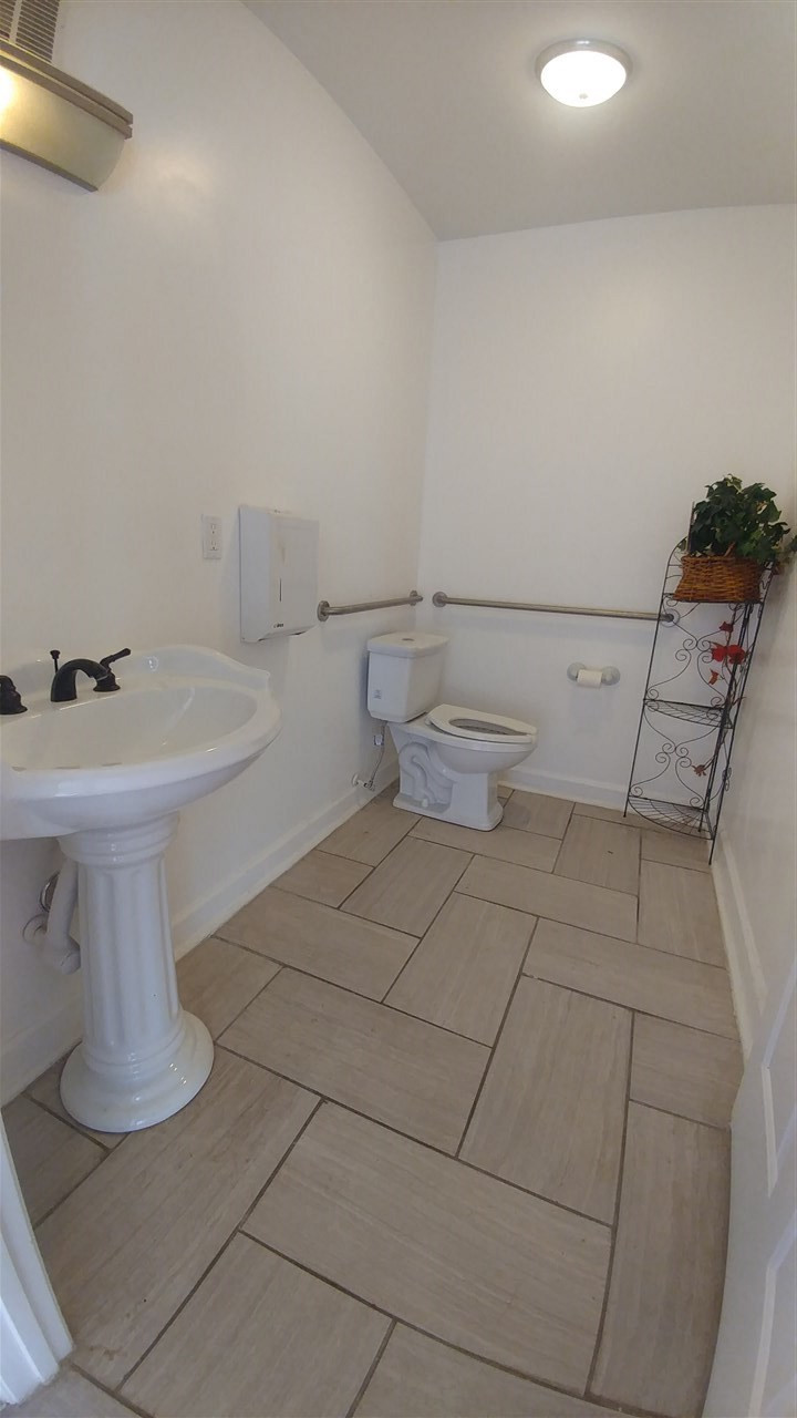 2525 North Roxboro Street Durham, NC 27704 - Photo 28 of 28 Photo 28